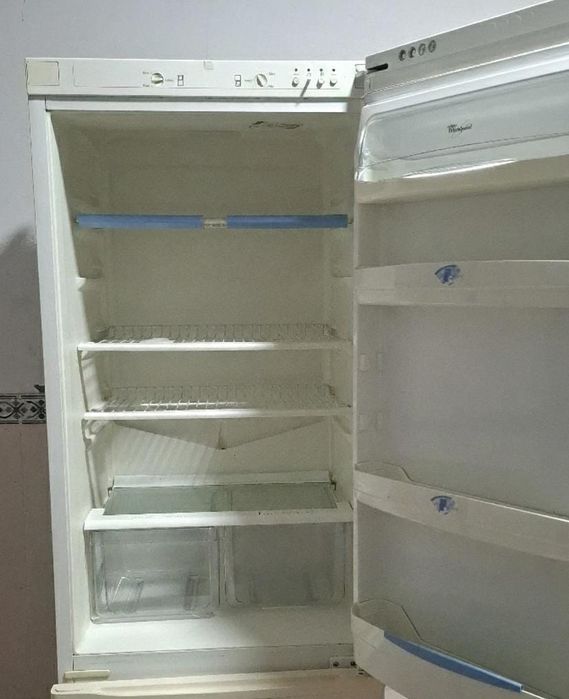 Frigorífico Whirlpool a funcionar