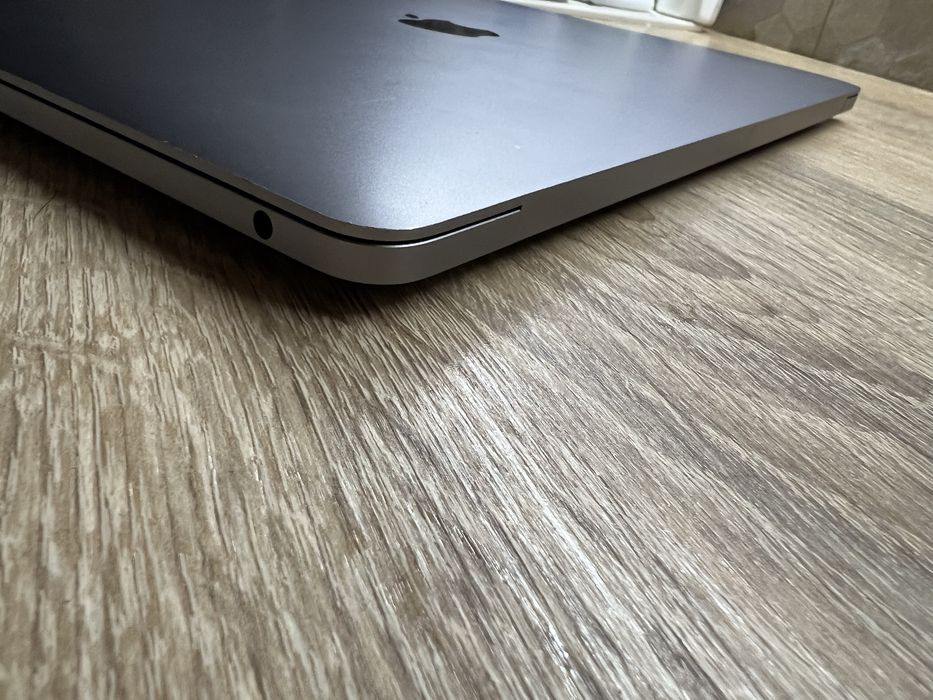 MacBook Pro 13' A2338 2020 M1/16Gb RAM/ 256Gb SSD - MDM