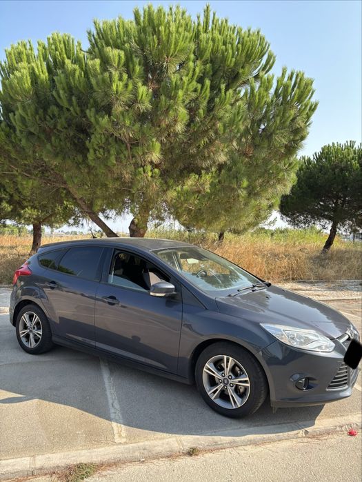 Ford Focus 1.0 EcoBoost 100CV | 169.000 Km | 2 Chaves | Histórico Completo — photo 4