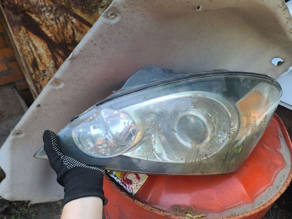 Фара левая Kia Ceed 09-12