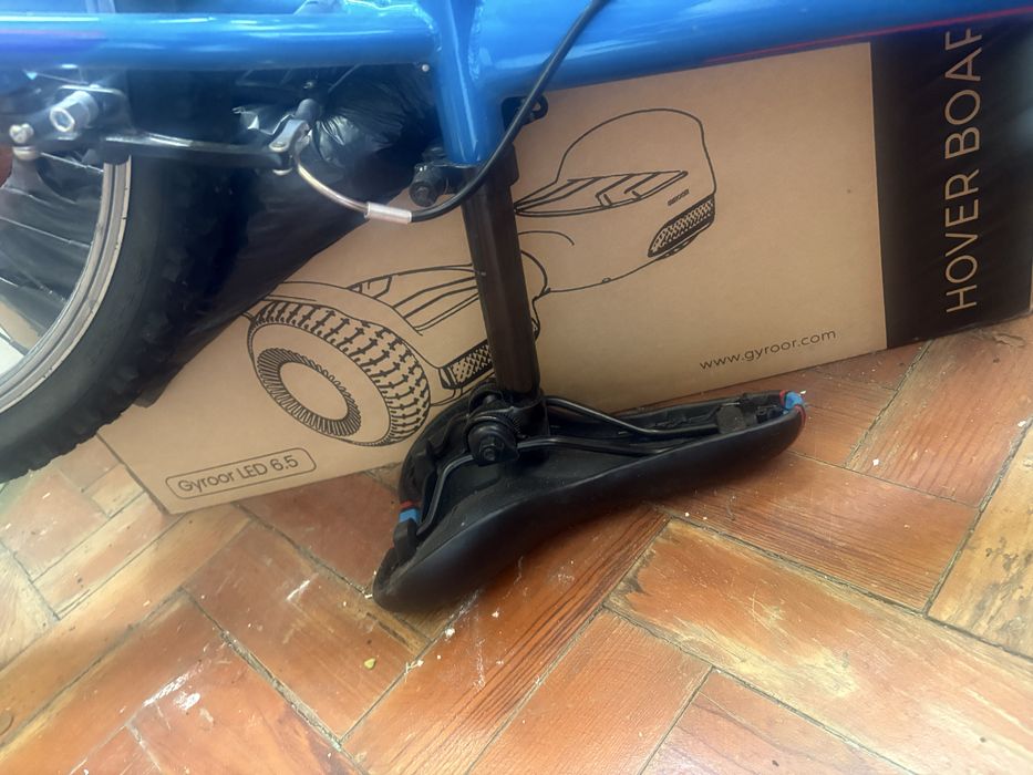 Hoverboard Gyroor LED 6.5” — Nova, na caixa