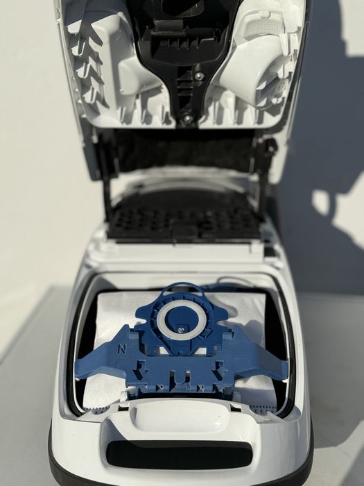 Пылесос  Miele  EcoLine S 8340