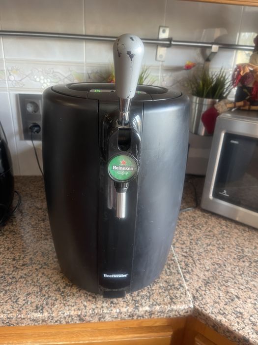 Dispensador de cerveja  em bom estado