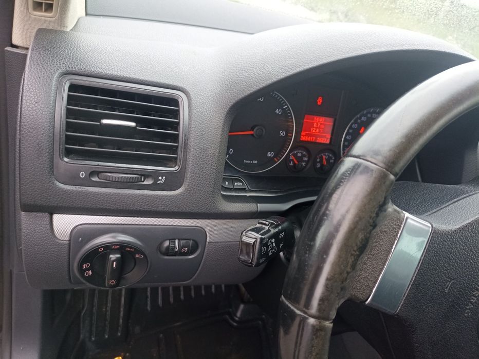 Volkswagen Golf Гольф 5