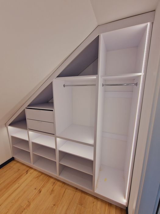 Meble, szafa, szafy na wymiar, zabudowy garderób, wymiana frontów.