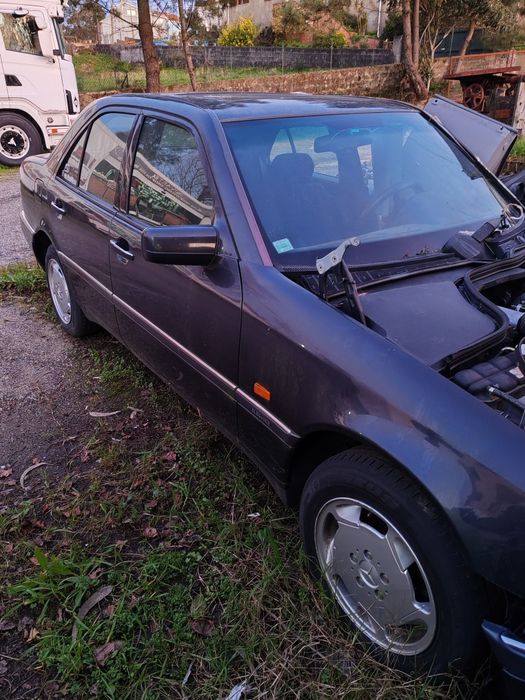 Vendo 2 Mercedes C200 e C220