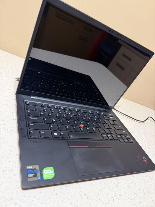 ноутбук Lenovo ThinkPad X1 Carbon gen 9