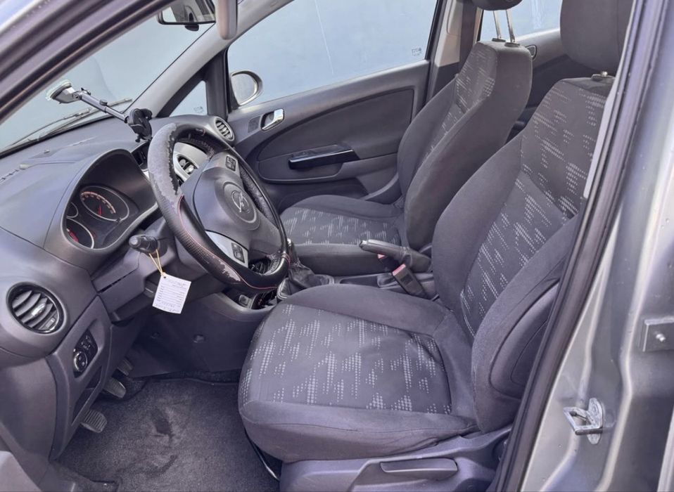Opel corsa 2011 1.3 cdti