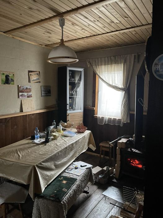 Помешкання під лісом в селі Піски. 70км від міста Київ.