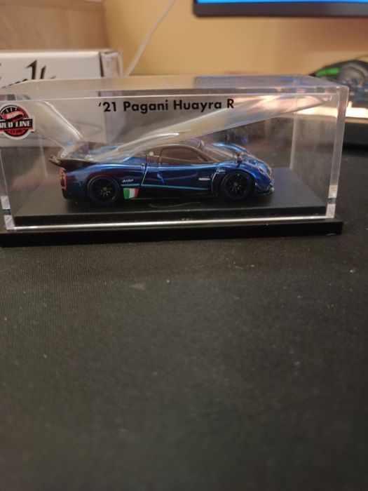 Pagani huyara hot wheels rlc