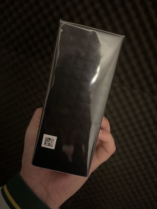 Valentino uomo born in roma