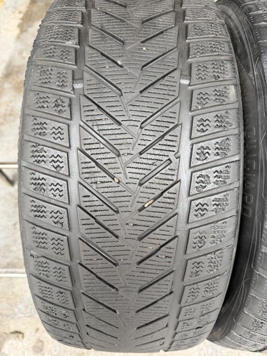 Шини зимові R20 245 35 Vredestein Склад Осокорки RLX