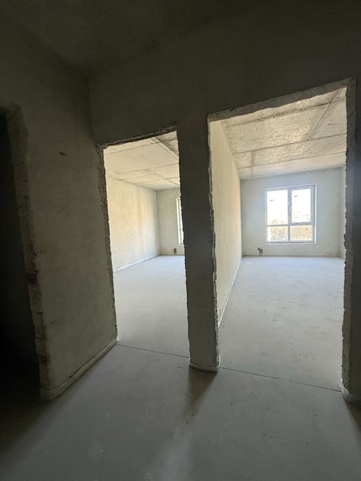 Продаж 1 кім. Трускавецька, 48 в зданому будинку