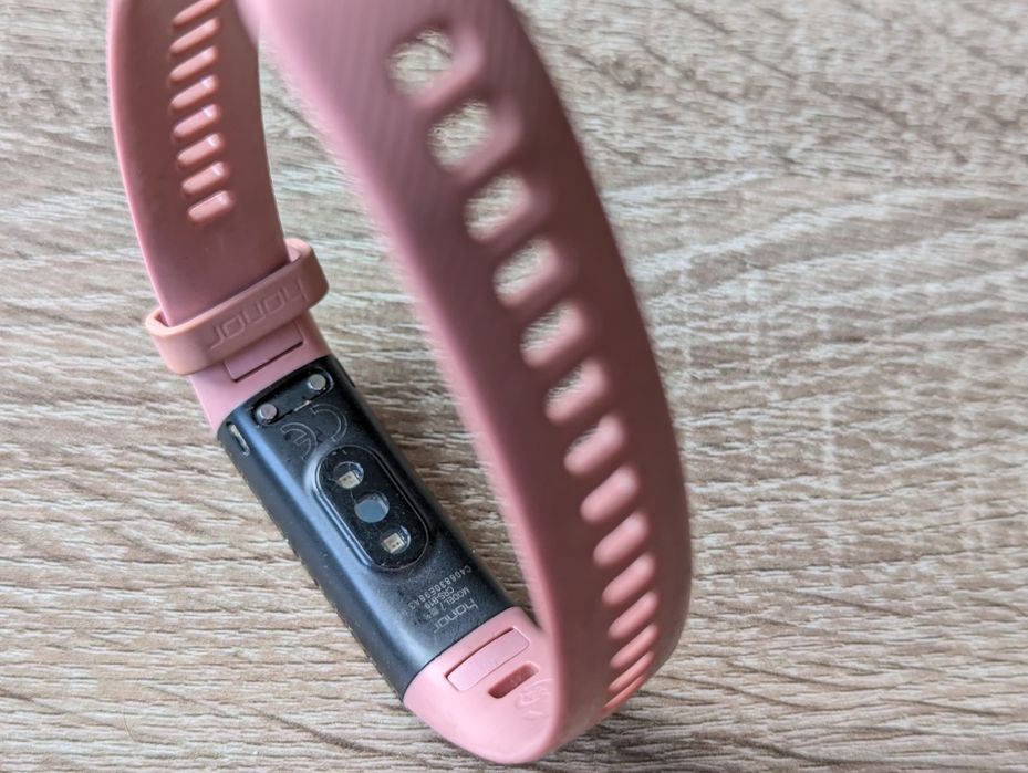 Honor band 5 на запчастини або відновлення