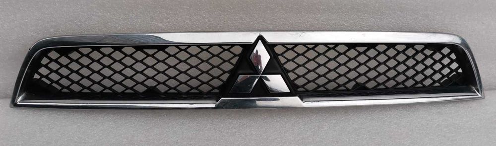 Решетка радиатора Mitsubishi Lancer X 10 2007-2011г.в. оригинал