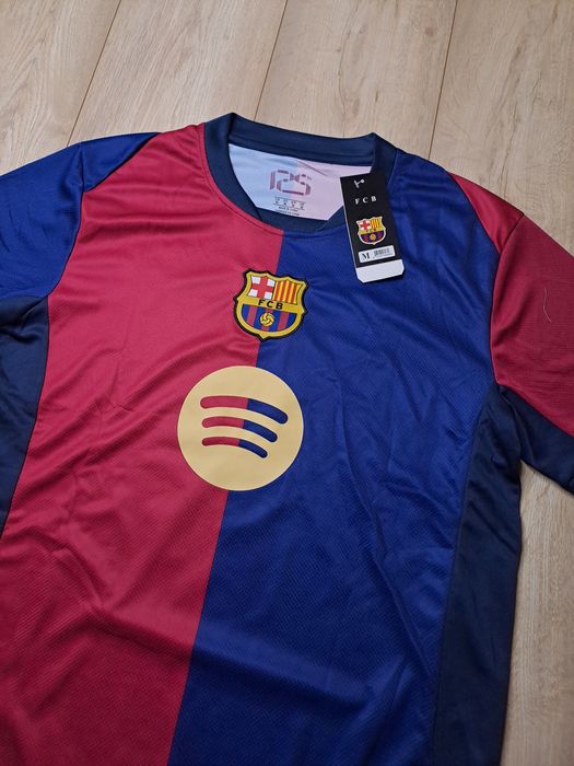 Strój piłkarski FC Barcelona + ochraniacze