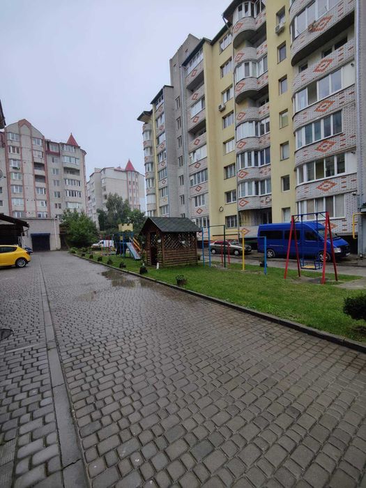 Продаємо 2х кімнатну квартиру по вул.Зелена мікрорайон Кемпінг