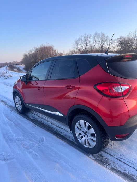 Niski przebieg RENAULT CAPTUR Helly Hansen