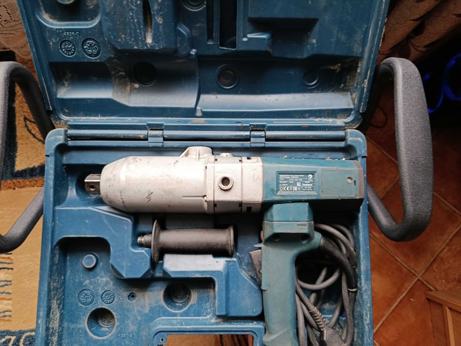 Импульсный гайковерт Bosch GDS 30 Professional