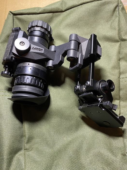 Монокуляр нічного бачення PVS-14 3 gen білий фосфор