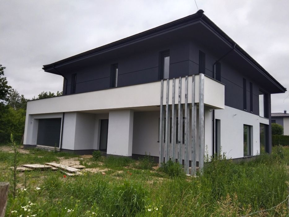 Elewacje, ocieplenia, podbitki dachowe ,tynk zewnętrzny,malowanie Elew