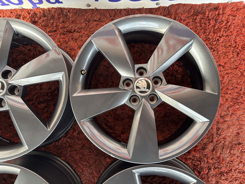 Original Skoda Octavia Rs Fabia Roomster Volkswagen R17 5x100