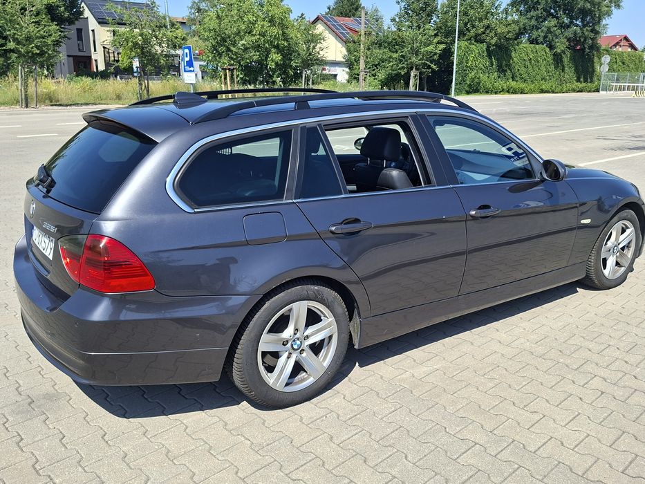 BMW 325i TOURING R6 Automat 218km# Panorama#Duża navi#Skóry#skladane lusterka