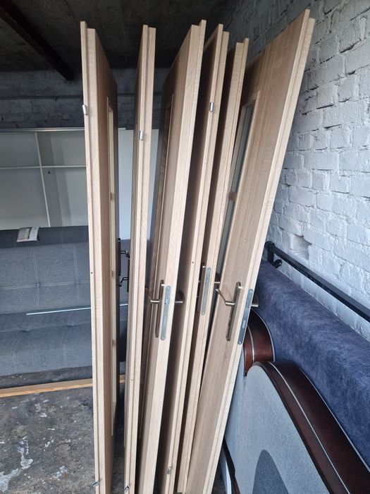 Drzwi wewnętrzne 6 sztuk 80 cm nowe