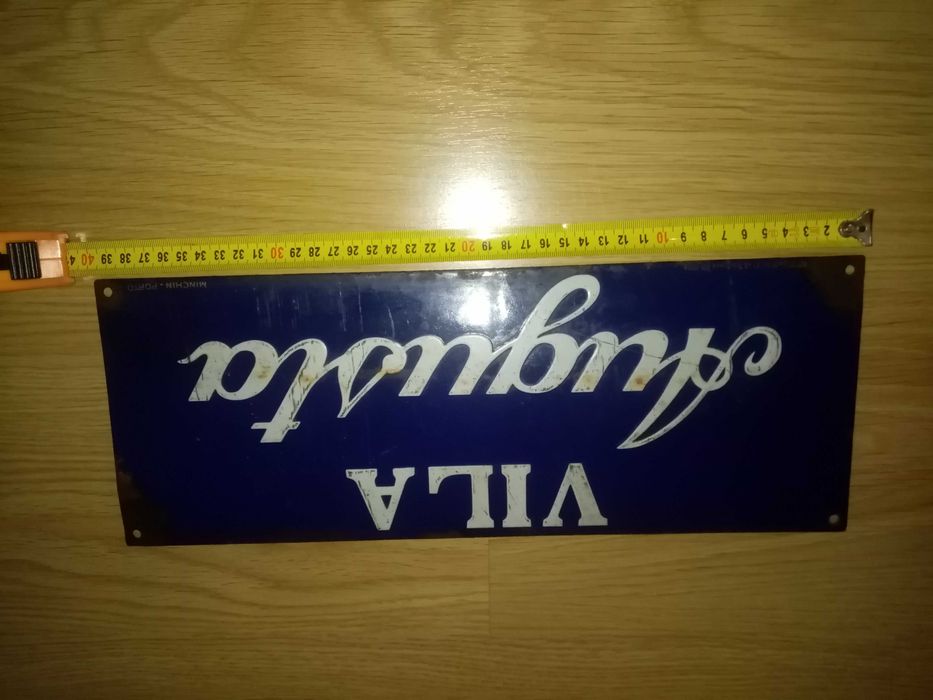Placa esmaltada antiga em bom estado
