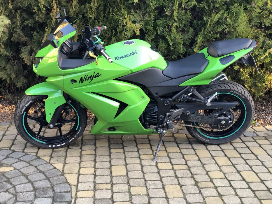 Kawasaki Ninja 250/125