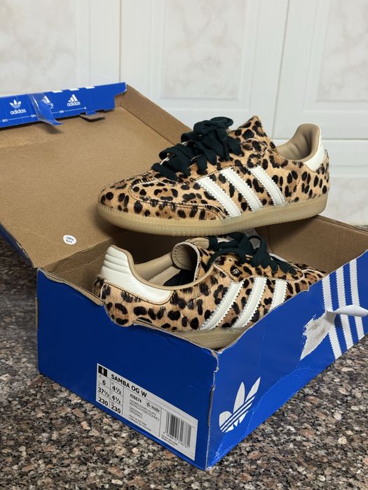 Adidas samba og NOVOS
