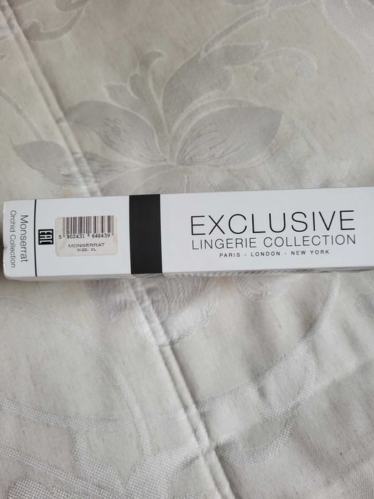 Przepiękny komplet do spania