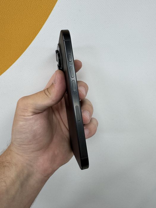 iPhone 16 Pro 256 GB Black Titanium