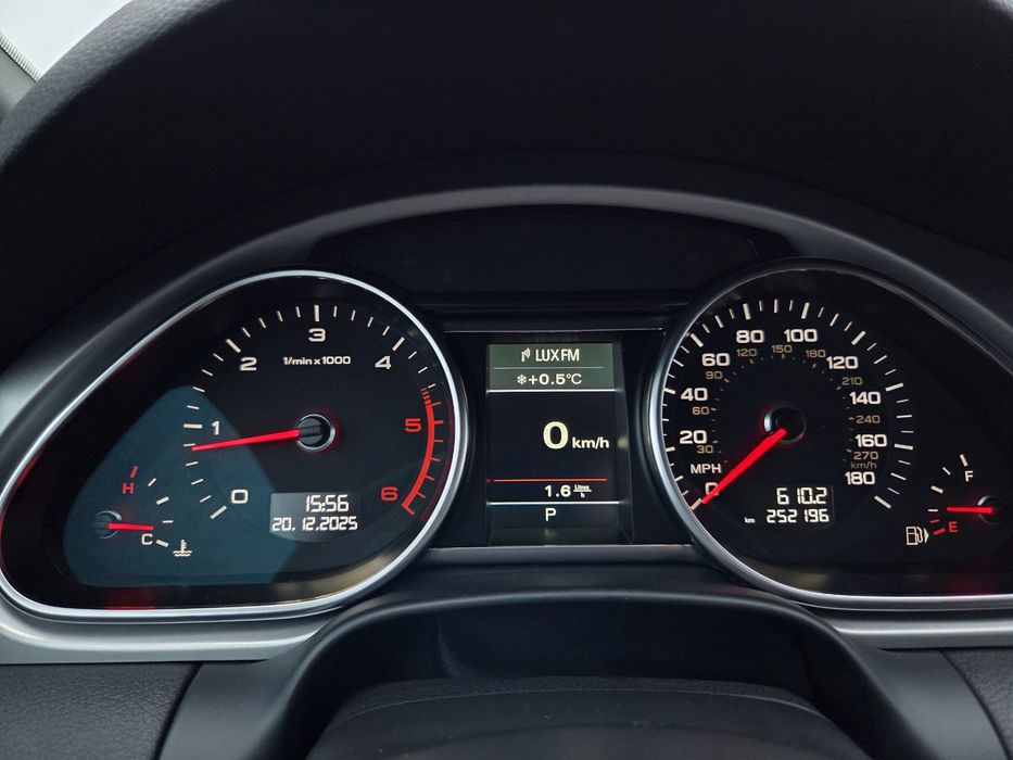 AUDI Q7 2014р.в  3.0 дизель