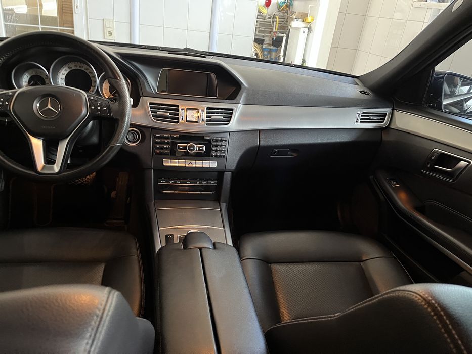 Mercedes-Benz W212(FL) 2014 года.