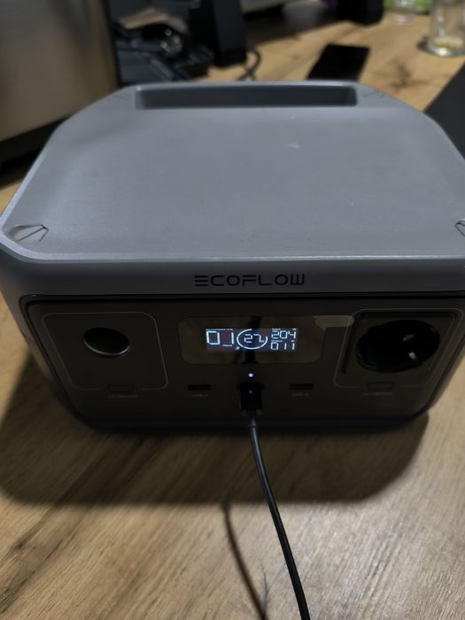 ecoflow river 2 зарядна станція 300w