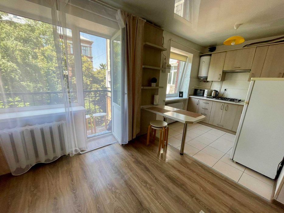 ЦЕНТР 3-кім квартира вул Руська + Звітні документи