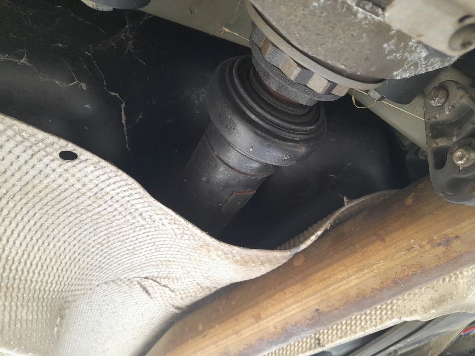 Veio de Transmissão BMW X6 (E71, E72)