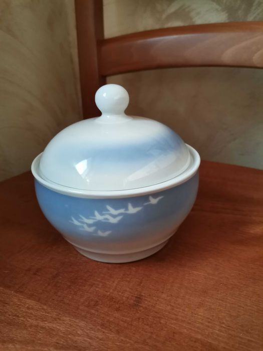 Duża ceramiczna cukiernica