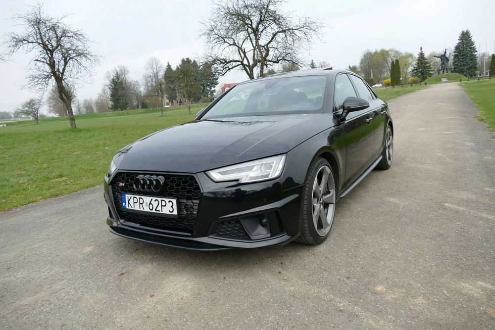 Audi S4 Limousine