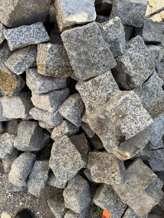 Kostka granitowa