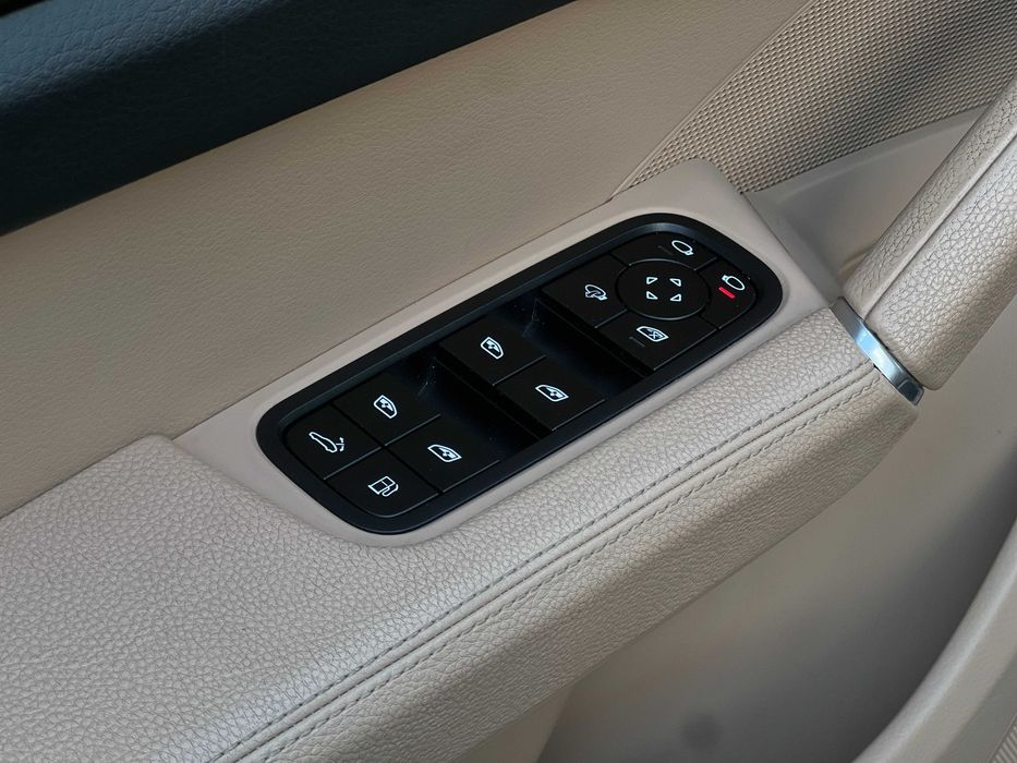 Porsche Cayenne 2022