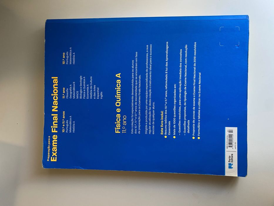 Livro de preparar ação para exame nacional de Física e Química A