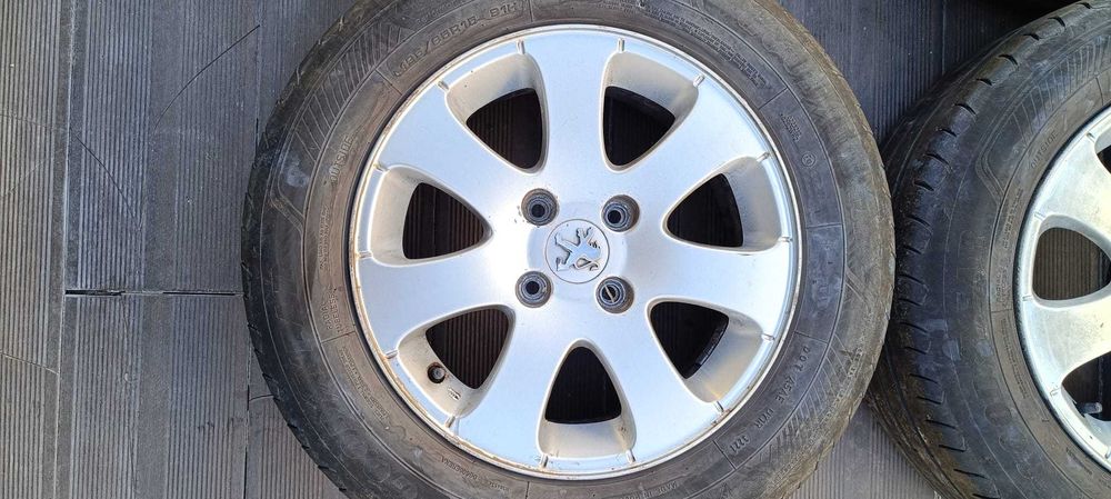4 jantes Peugeot 307 4x108 r15 (com pneus)