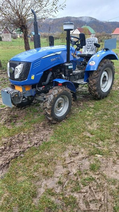 мини трактор продам