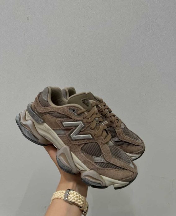 Oryginalne męskie buty New Balance 9060PB R.41,5