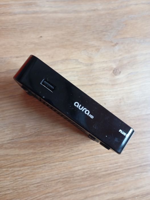 Андроид приставка АURA.