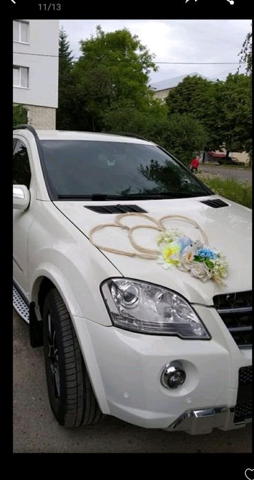 Оренда машин + прикраси