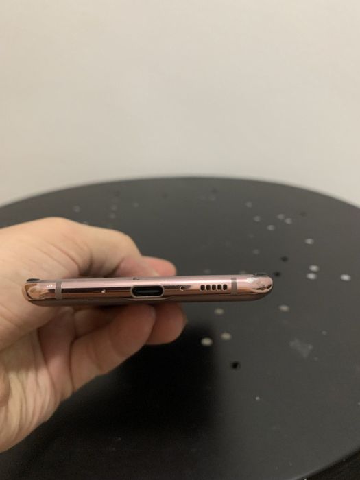 Samsung Galaxy Z Flip 5G 256 gb під відновлення