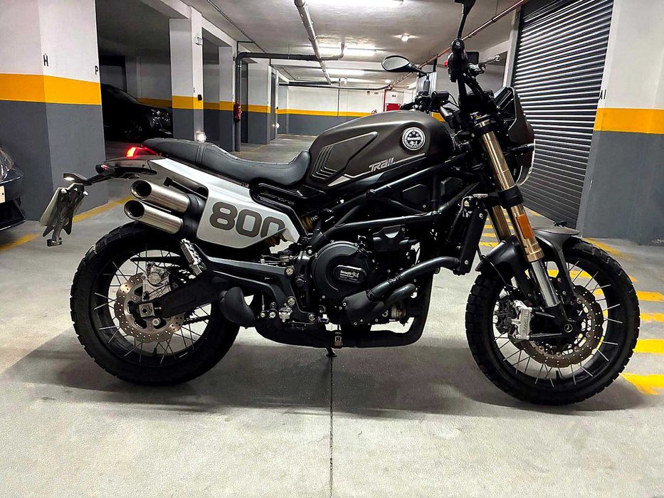 Benelli Leoncino 800 Trail Scrambler